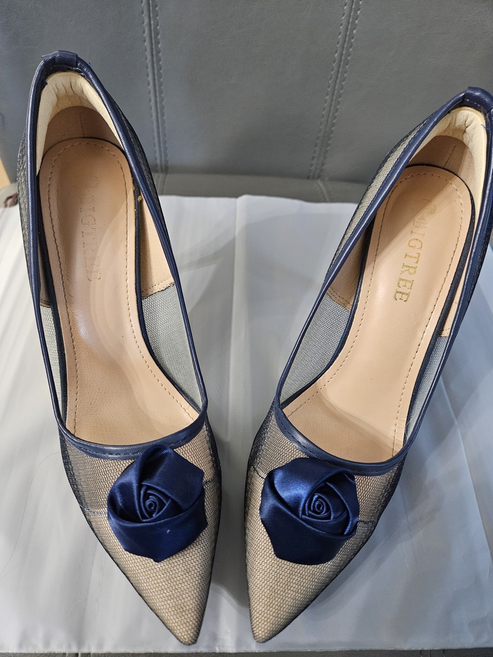 Elegant Navy Pointed Mesh Pumps with Satin Rosette by Jingtree
